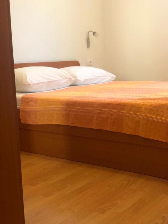 Apartman Lala Baška Voda Exterior foto